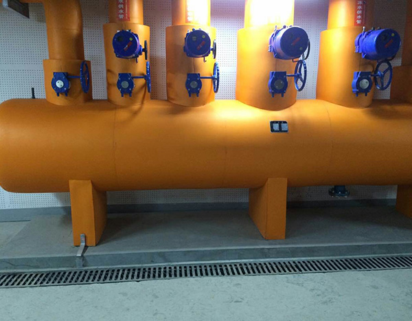 機房精密空調水系統(tǒng) 分水器的關鍵作用與保溫措施解析